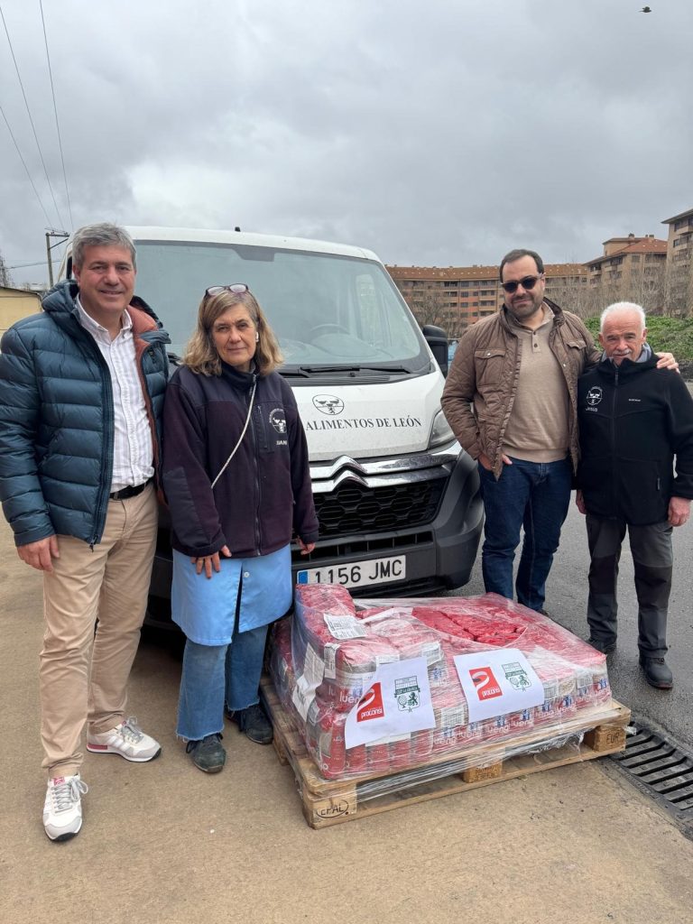 Fundación Proconsi y CEIP La Granja donan 150 kg de legumbres al Banco de Alimentos de León.
